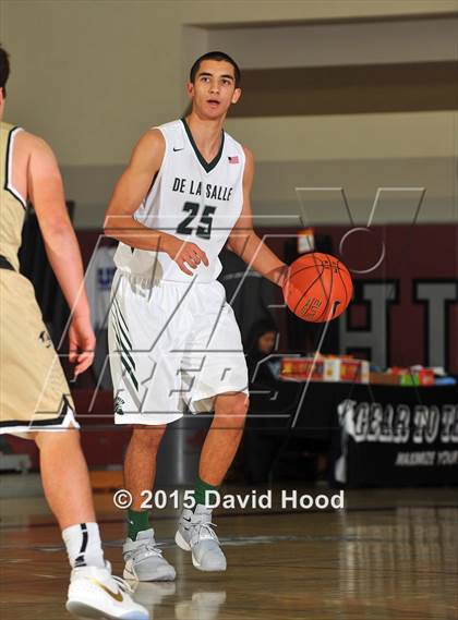 Thumbnail 1 in Bentonville vs. De La Salle (MaxPreps Holiday Classic) photogallery.