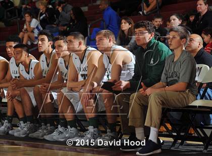 Thumbnail 3 in Bentonville vs. De La Salle (MaxPreps Holiday Classic) photogallery.