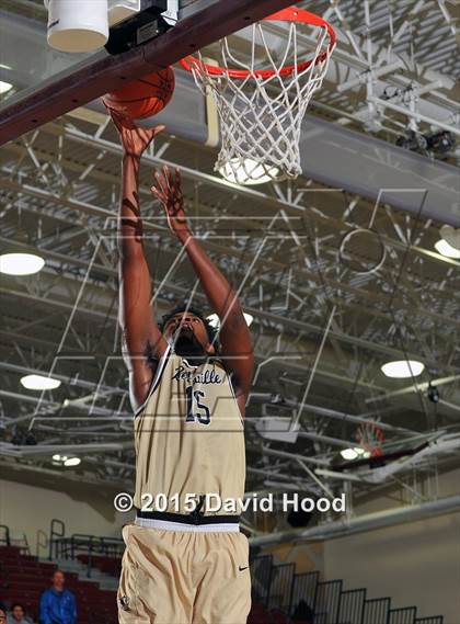 Thumbnail 1 in Bentonville vs. De La Salle (MaxPreps Holiday Classic) photogallery.