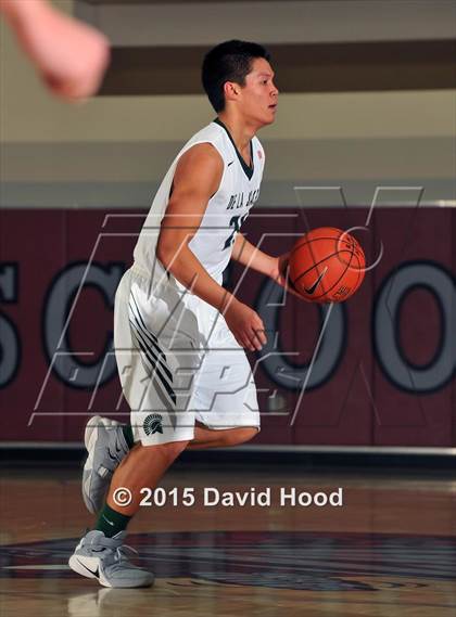 Thumbnail 1 in Bentonville vs. De La Salle (MaxPreps Holiday Classic) photogallery.