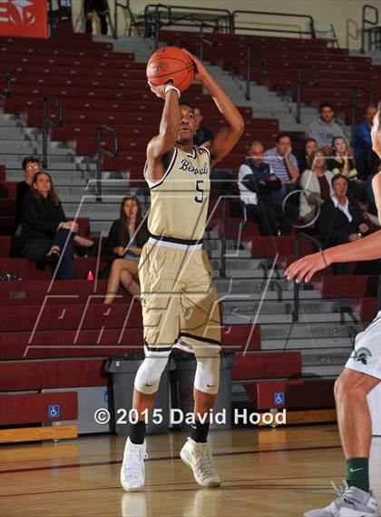 Thumbnail 1 in Bentonville vs. De La Salle (MaxPreps Holiday Classic) photogallery.