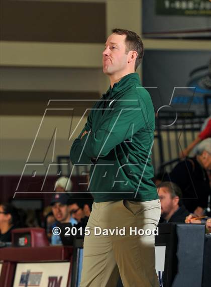 Thumbnail 2 in Bentonville vs. De La Salle (MaxPreps Holiday Classic) photogallery.