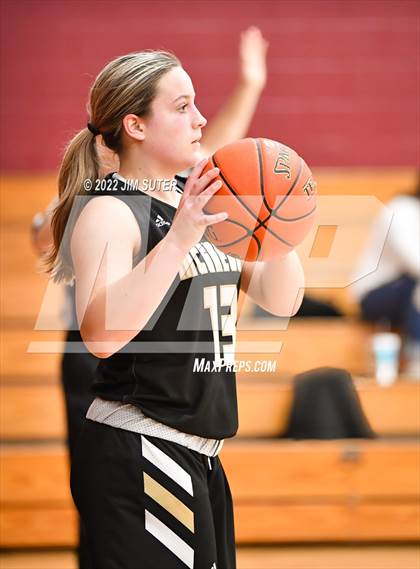 Thumbnail 2 in Shiner vs McGregor (Thorndale Shootout) photogallery.