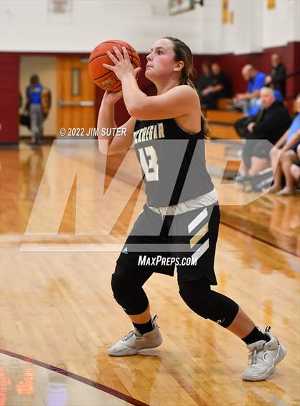 Thumbnail 2 in Shiner vs McGregor (Thorndale Shootout) photogallery.