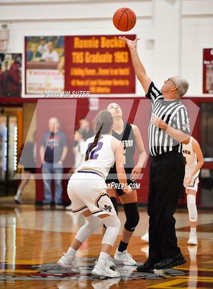 Thumbnail 1 in Shiner vs McGregor (Thorndale Shootout) photogallery.