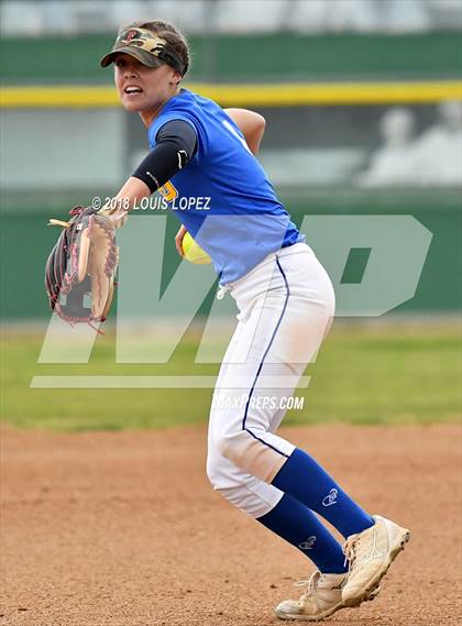 Thumbnail 1 in Arroyo vs. Charter Oak photogallery.