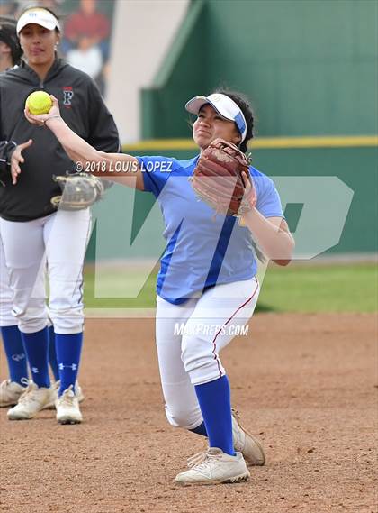 Thumbnail 2 in Arroyo vs. Charter Oak photogallery.
