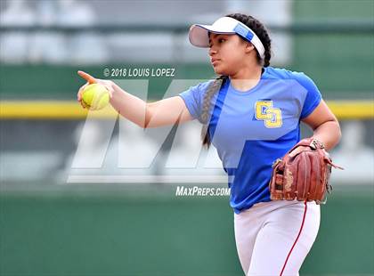 Thumbnail 2 in Arroyo vs. Charter Oak photogallery.