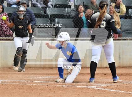 Thumbnail 2 in Arroyo vs. Charter Oak photogallery.