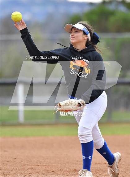 Thumbnail 2 in Arroyo vs. Charter Oak photogallery.