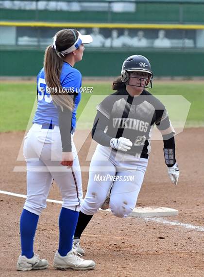 Thumbnail 2 in Arroyo vs. Charter Oak photogallery.