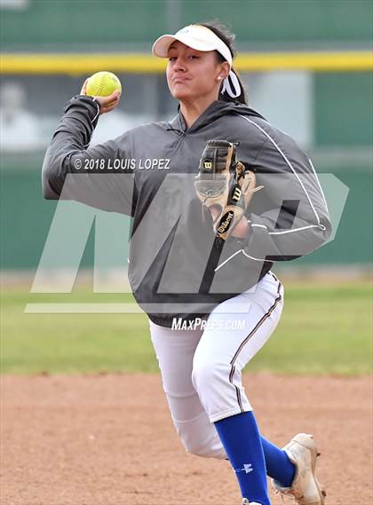 Thumbnail 2 in Arroyo vs. Charter Oak photogallery.