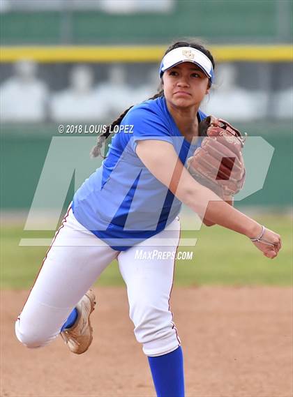 Thumbnail 3 in Arroyo vs. Charter Oak photogallery.