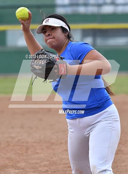 Thumbnail 3 in Arroyo vs. Charter Oak photogallery.