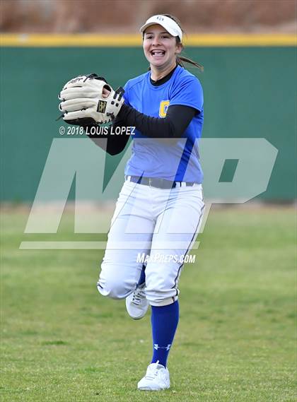 Thumbnail 2 in Arroyo vs. Charter Oak photogallery.