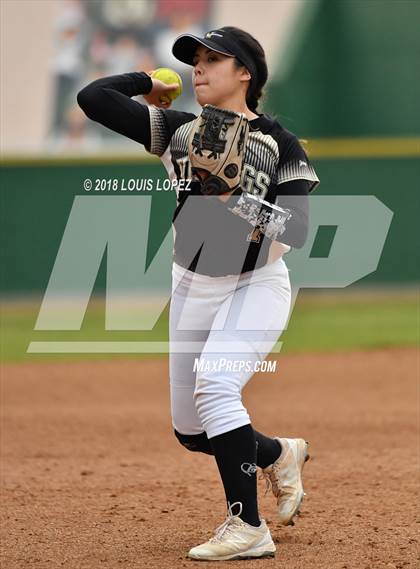 Thumbnail 1 in Arroyo vs. Charter Oak photogallery.