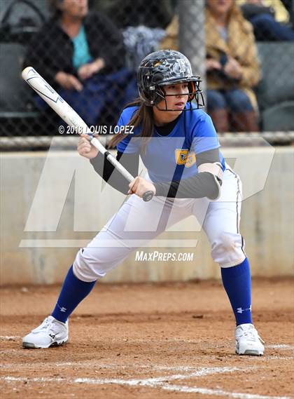 Thumbnail 3 in Arroyo vs. Charter Oak photogallery.
