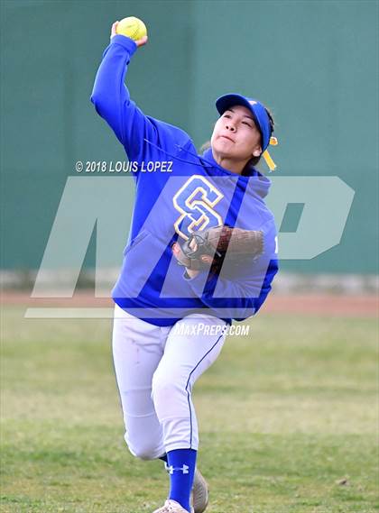 Thumbnail 2 in Arroyo vs. Charter Oak photogallery.
