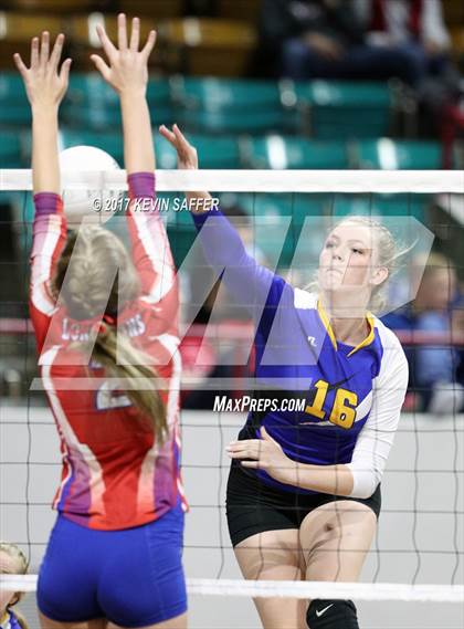 Thumbnail 2 in Springfield vs. Genoa-Hugo/Karval (CHSAA 1A Pool Play) photogallery.