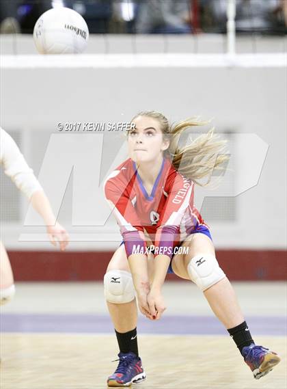 Thumbnail 3 in Springfield vs. Genoa-Hugo/Karval (CHSAA 1A Pool Play) photogallery.