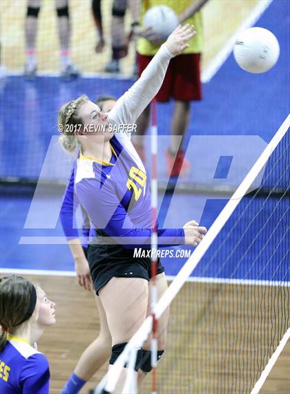 Thumbnail 3 in Springfield vs. Genoa-Hugo/Karval (CHSAA 1A Pool Play) photogallery.