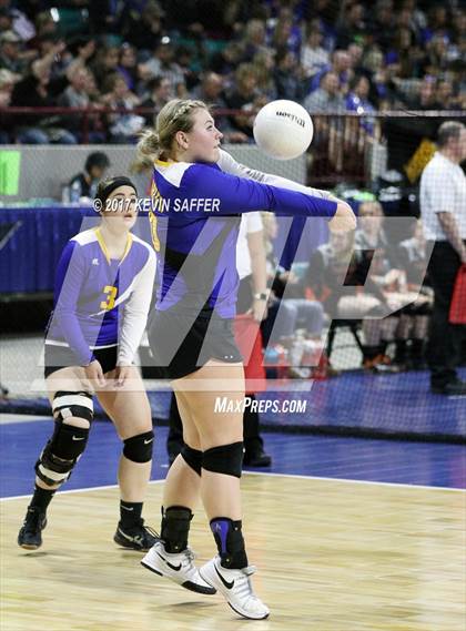 Thumbnail 3 in Springfield vs. Genoa-Hugo/Karval (CHSAA 1A Pool Play) photogallery.