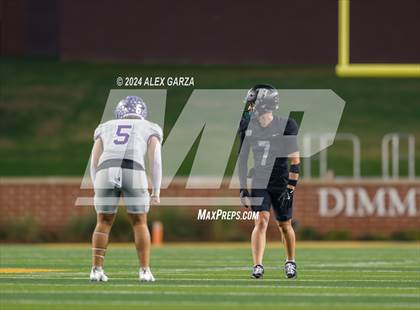 Thumbnail 2 in Boerne vs. Randle (UIL 5A D2 Football Semifinal) photogallery.