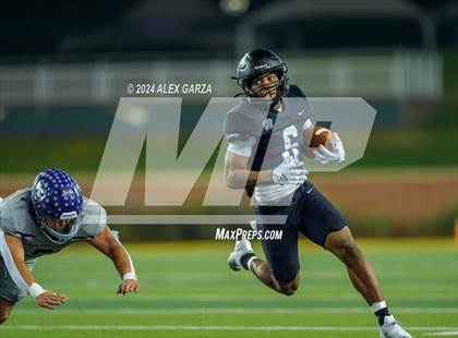 Thumbnail 1 in Boerne vs. Randle (UIL 5A D2 Football Semifinal) photogallery.