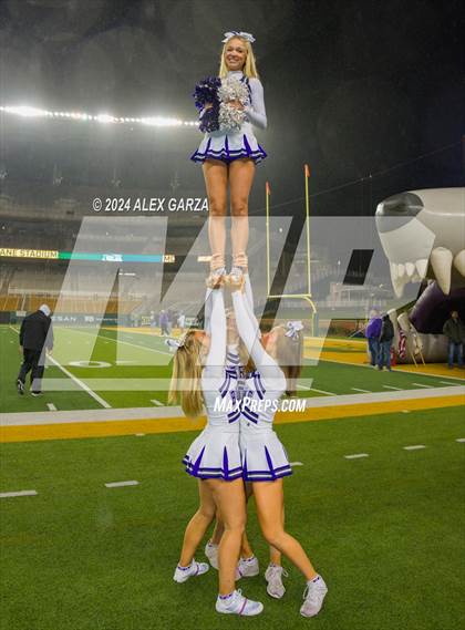 Thumbnail 2 in Boerne vs. Randle (UIL 5A D2 Football Semifinal) photogallery.