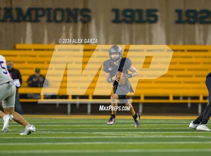Thumbnail 3 in Boerne vs. Randle (UIL 5A D2 Football Semifinal) photogallery.