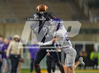Thumbnail 3 in Boerne vs. Randle (UIL 5A D2 Football Semifinal) photogallery.