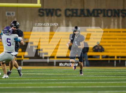 Thumbnail 2 in Boerne vs. Randle (UIL 5A D2 Football Semifinal) photogallery.