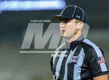 Thumbnail 3 in Boerne vs. Randle (UIL 5A D2 Football Semifinal) photogallery.
