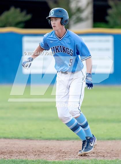 Thumbnail 2 in Oakmont vs. Del Campo (CIF SJS D2 Final) photogallery.