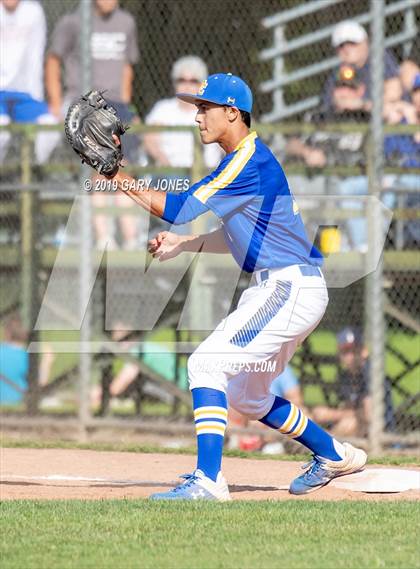 Thumbnail 2 in Oakmont vs. Del Campo (CIF SJS D2 Final) photogallery.