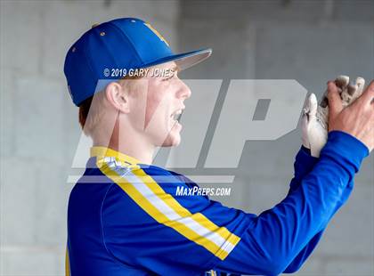 Thumbnail 3 in Oakmont vs. Del Campo (CIF SJS D2 Final) photogallery.