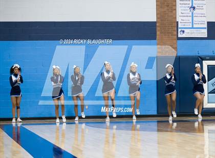 Thumbnail 2 in McCluer vs Belleville East (Belleville East Chick-fil-a Classic) photogallery.