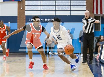 Thumbnail 2 in McCluer vs Belleville East (Belleville East Chick-fil-a Classic) photogallery.