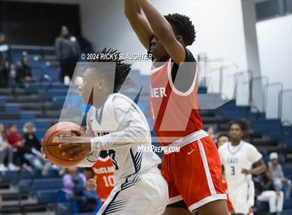 Thumbnail 3 in McCluer vs Belleville East (Belleville East Chick-fil-a Classic) photogallery.