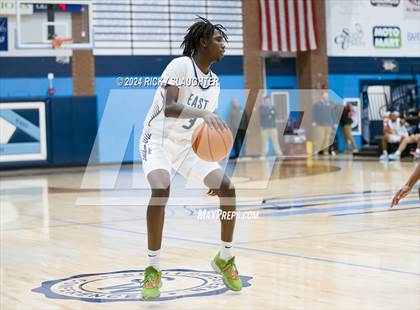 Thumbnail 1 in McCluer vs Belleville East (Belleville East Chick-fil-a Classic) photogallery.