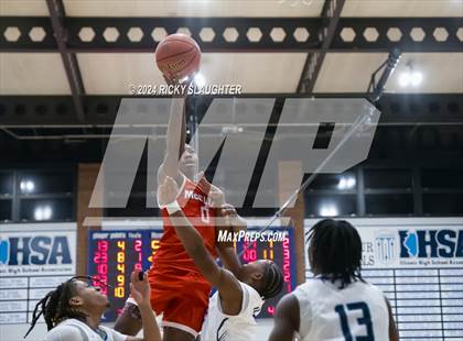 Thumbnail 1 in McCluer vs Belleville East (Belleville East Chick-fil-a Classic) photogallery.