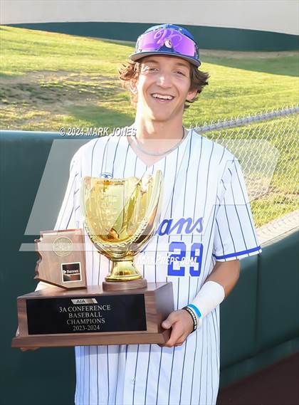 Thumbnail 3 in Valley Christian vs. Yuma Catholic (AIA 3A Final - Awards) photogallery.