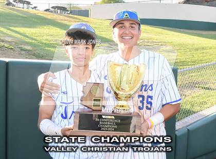 Thumbnail 3 in Valley Christian vs. Yuma Catholic (AIA 3A Final - Awards) photogallery.