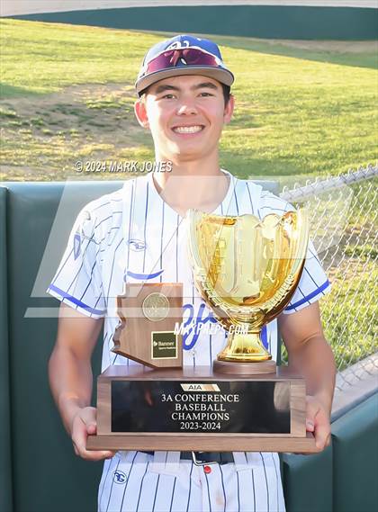 Thumbnail 2 in Valley Christian vs. Yuma Catholic (AIA 3A Final - Awards) photogallery.