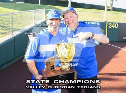 Thumbnail 2 in Valley Christian vs. Yuma Catholic (AIA 3A Final - Awards) photogallery.
