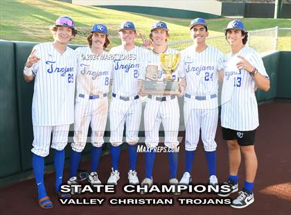 Thumbnail 3 in Valley Christian vs. Yuma Catholic (AIA 3A Final - Awards) photogallery.