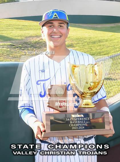 Thumbnail 2 in Valley Christian vs. Yuma Catholic (AIA 3A Final - Awards) photogallery.