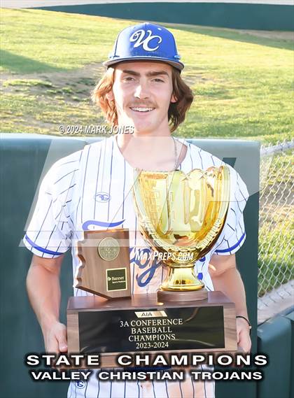 Thumbnail 1 in Valley Christian vs. Yuma Catholic (AIA 3A Final - Awards) photogallery.