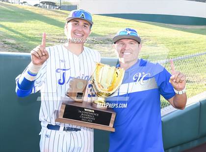 Thumbnail 3 in Valley Christian vs. Yuma Catholic (AIA 3A Final - Awards) photogallery.