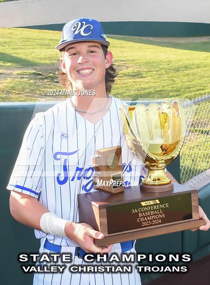 Thumbnail 1 in Valley Christian vs. Yuma Catholic (AIA 3A Final - Awards) photogallery.